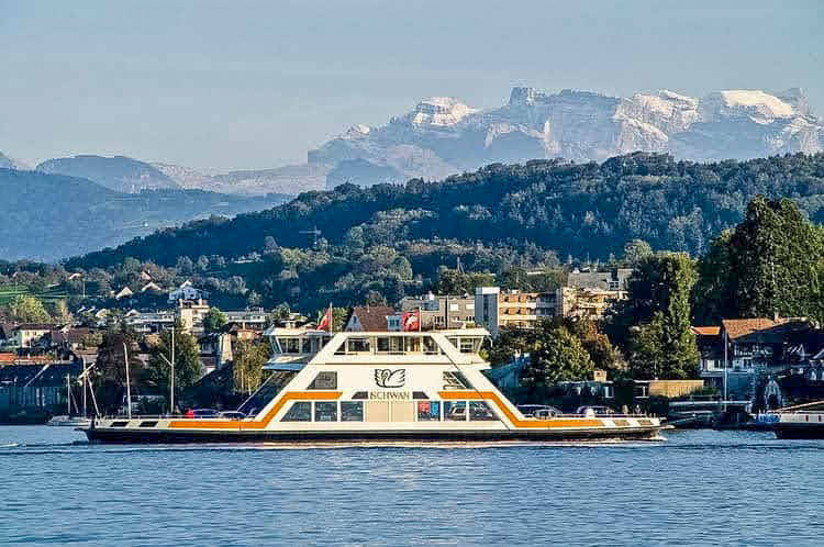 Ferries between Horgen Meilen Switzerland